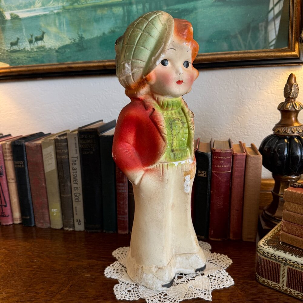 1930s Large Chalkware Carnival Prize Young girl with hat statue - Picture 14 of 17
